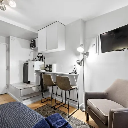 Elevate Apartment At Times Square - Cozy Studio In Times Square And Nearby Restaurants New York Exterior photo